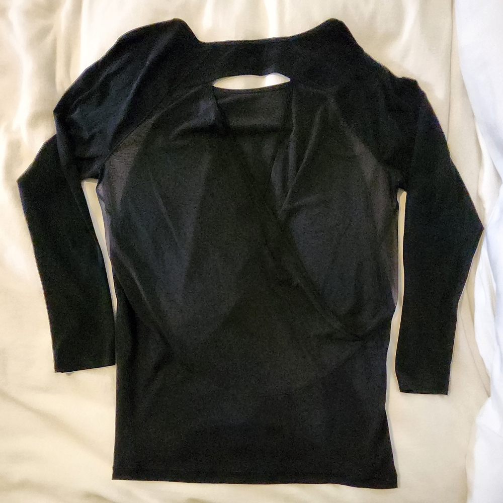 Lululemon mesh long sleeve. Blk.